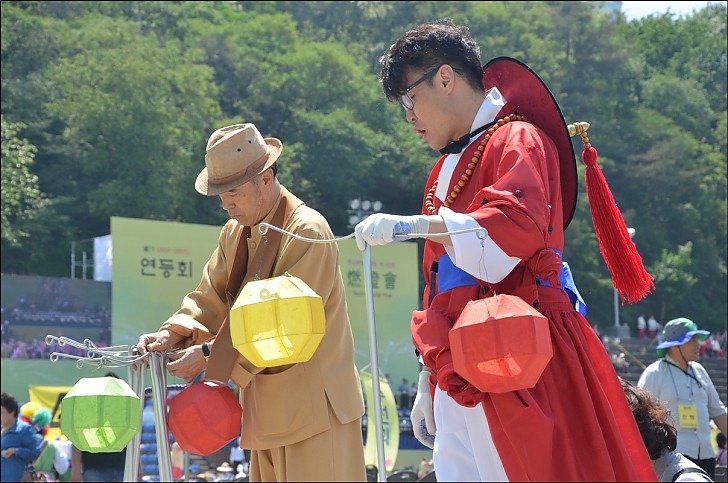 연등행렬준비