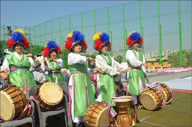 동국대운동장 사물반