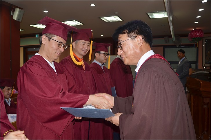 제43회 대학및 제 34회 대학원 수계및 졸업