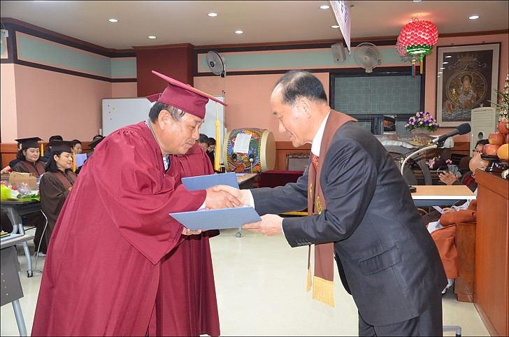 동산법사단장   조민수
