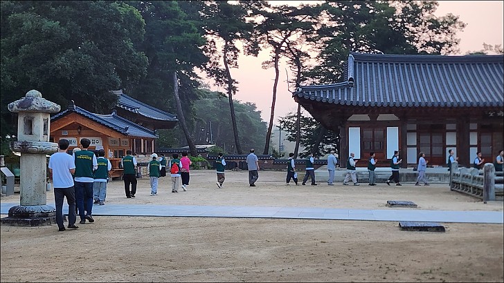 제6차전국염불만일회 26차년도 직지사염불정진대회 2일차 행선염불